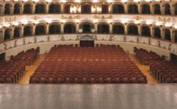 Terremoto: il Grande Oriente d’Italia dona 50.000 euro per il restauro del Teatro Comunale di Ferrara