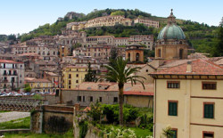 Laboratorio Bruzio di Cosenza. Ultimo appuntamento di stagione, il prossimo a ottobre