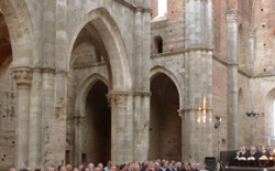 Sotto le stelle all’Abbazia di San Galgano. Solstizio d’estate con il Gran Maestro Bisi