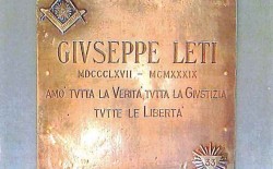 Donata al Grande Oriente la targa bronzea di Giuseppe Leti, massone antifascista