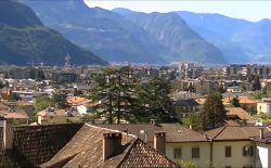 La Franz von Gumer di Bolzano ha celebrato i 40 anni nel segno della fratellanza europea