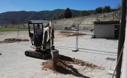 Norcia. Al via i lavori per l’illuminazione del campo di calcio con i fondi del Grande Oriente d’Italia