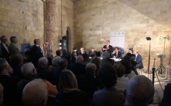 Le vie del dialogo contro gli estremismi. Il convegno del Grande Oriente d’Italia a Castel del Monte | video