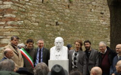Perugia. Inaugurato il busto per Miliocchi, patriota e massone. Presente il sindaco Romizi