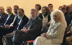 Tanto pubblico a La Spezia per l’incontro su Massoneria e Massofobia. Presente anche il sindaco Peracchini