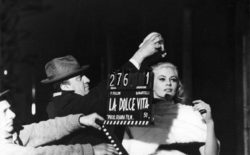 Verso la Gran Loggia 2020. Nella mostra dedicata a Fellini i segreti e le meraviglie del set