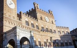 Presentato nell’Aula Magna dell’Università di Siena il libro “Il biennio nero 1992-1993. Massoneria e legalità trent’anni dopo” del Gran Maestro Stefano Bisi