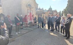 Notte di San Bartolomeo a Firenze. Omaggio a Becciolini nel cimitero monumentale di Trespiano e percorso della memoria attraverso i luoghi dell’eccidio fascista dove trovarono la morte anche Pilati e Console