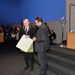 Il Gran Maestro Bisi consegna al Viceministro Nencini l'onorificenza Galileo Galilei che il Grande Oriente d'Italia conferisce ai non massoni per il loro impegno civile